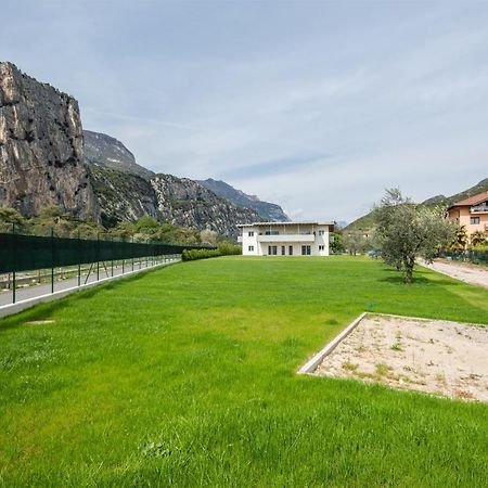 Casa Flavia, Mountains & River アルコ エクステリア 写真
