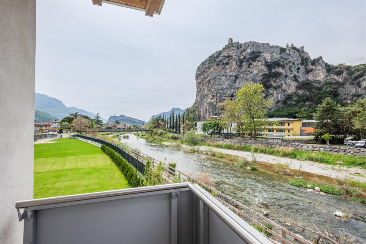 Casa Flavia, Mountains & River アルコ エクステリア 写真