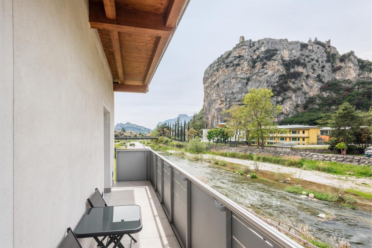 Casa Flavia, Mountains & River アルコ エクステリア 写真